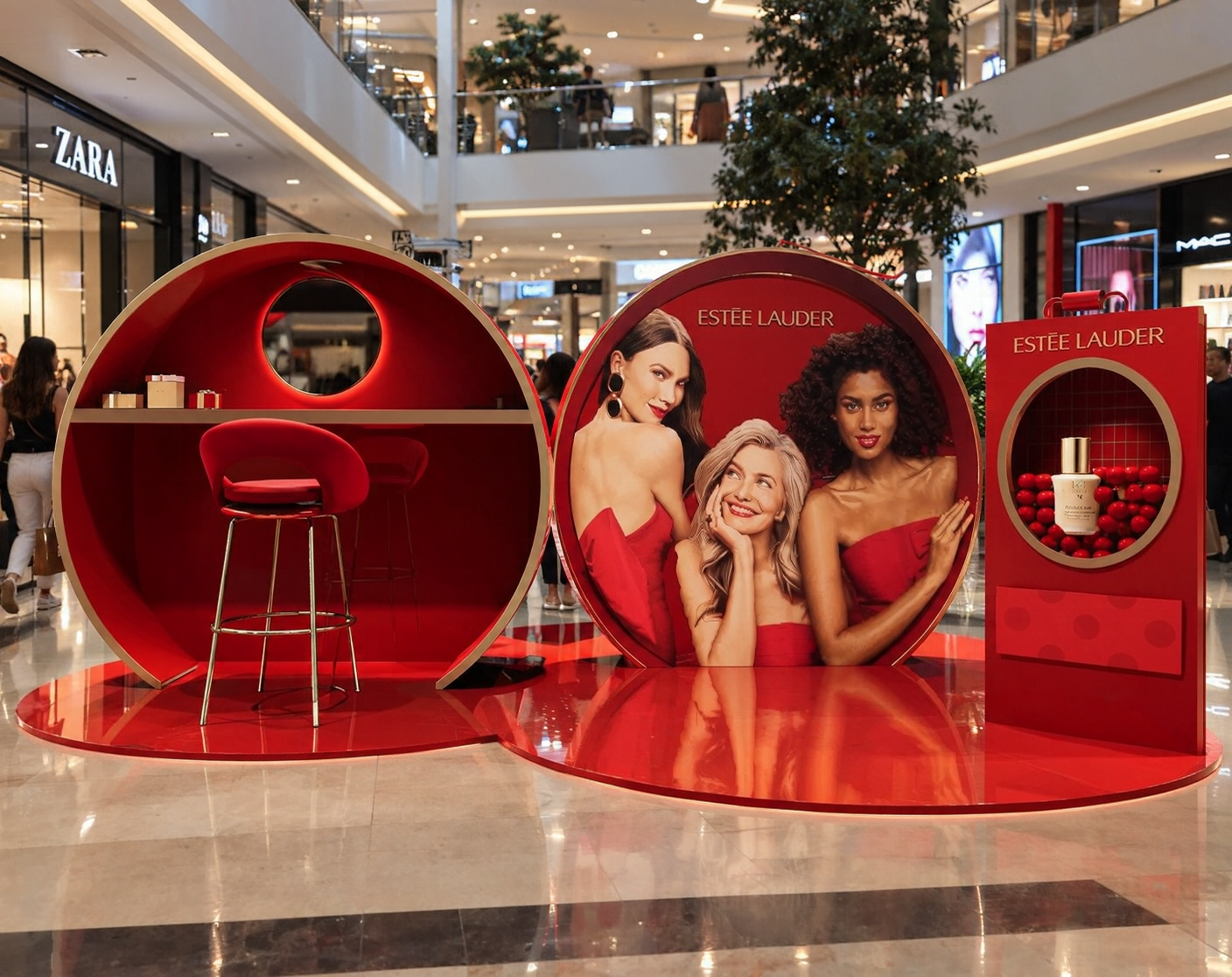 Diseño de activación Estée Lauder en shopping